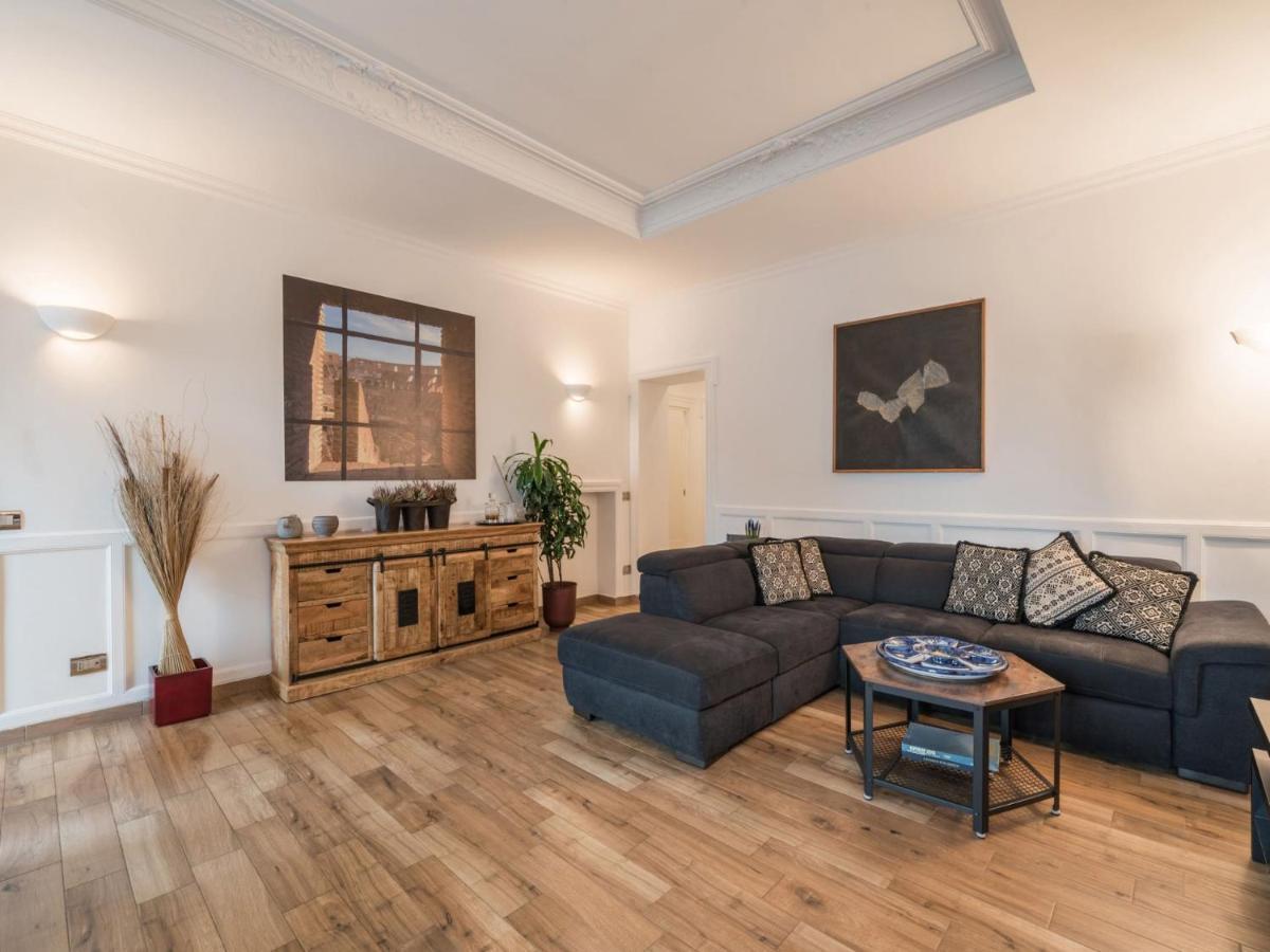 The Best Rent - Elegant Three-Bedroom Apartment A Few Steps From Fontana Di Trevi المظهر الخارجي الصورة