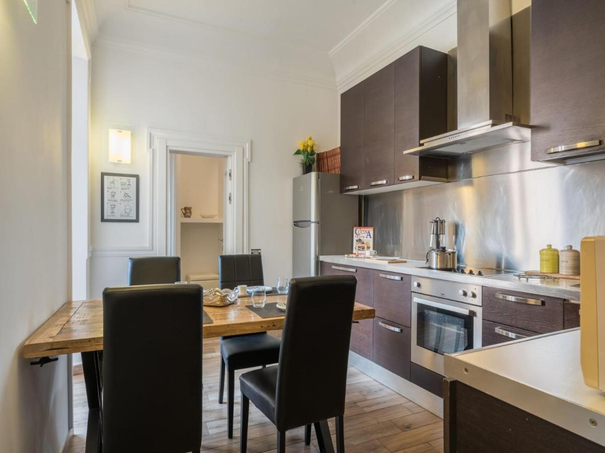 The Best Rent - Elegant Three-Bedroom Apartment A Few Steps From Fontana Di Trevi المظهر الخارجي الصورة